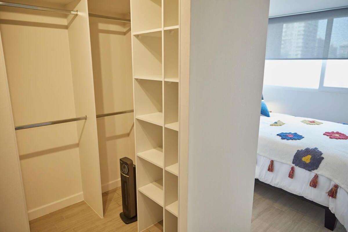 Hom I Amplio Y Comodo Depto 2d2b En Centro Apartamento